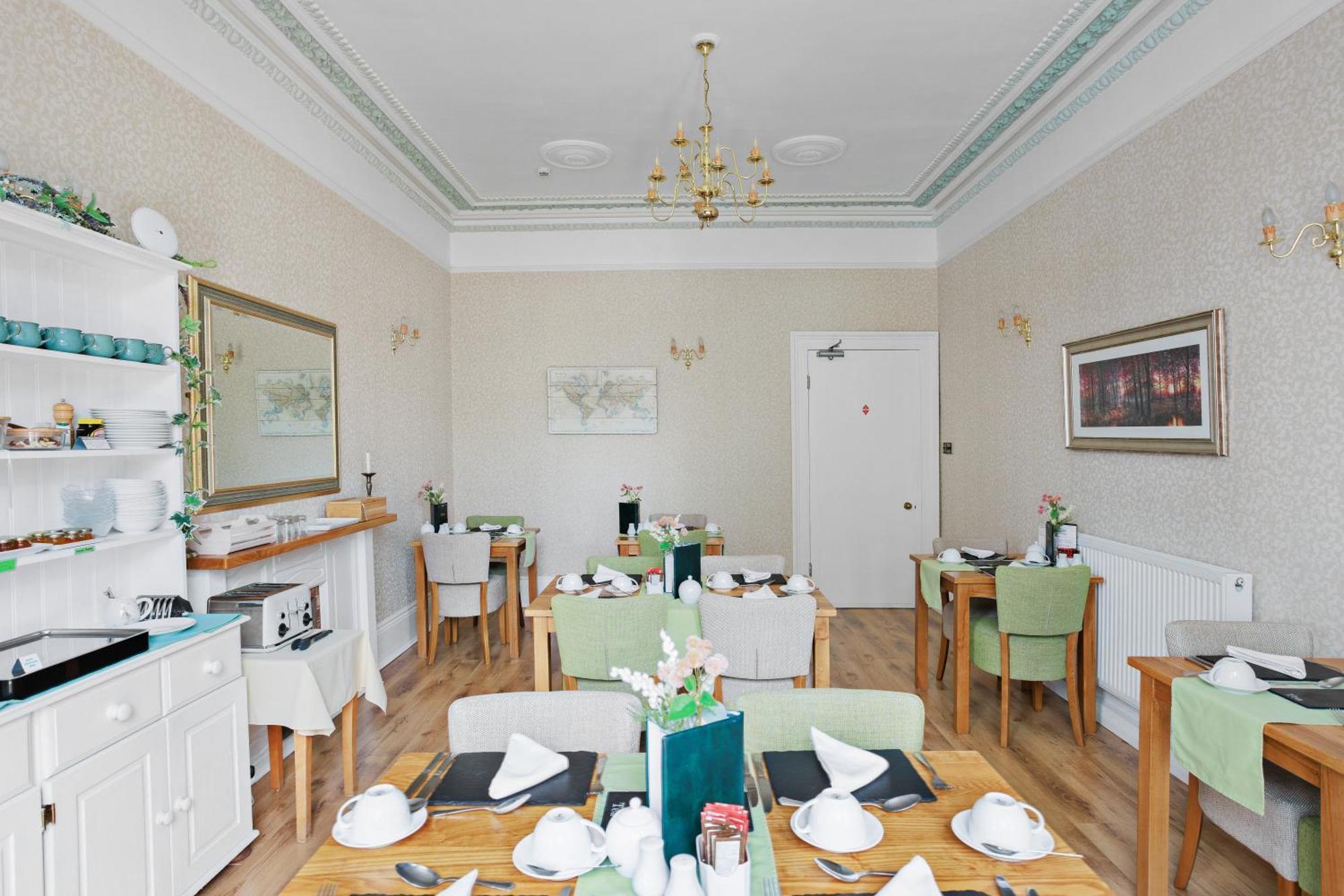 Kings Lodge Torquay Bagian luar foto